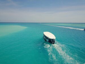 Was ist ein Glass Bottom Boat in Hurghada?
